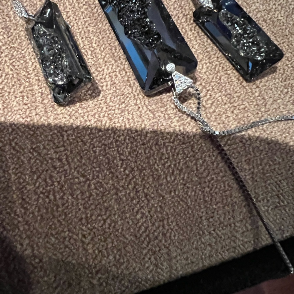 Nordstrom Black Crystal Pendant Necklace and Earrings Set